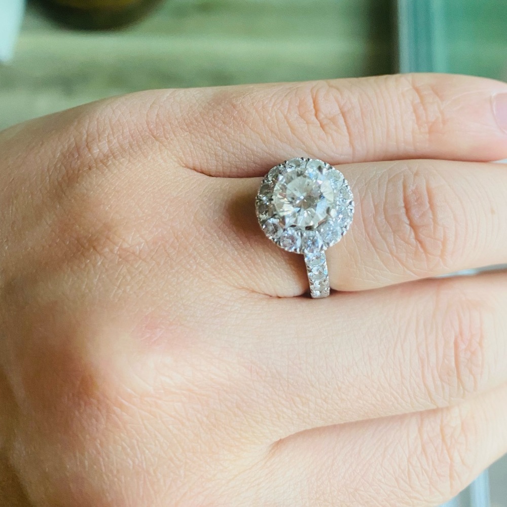 Engagement ring 💍 GIA certified